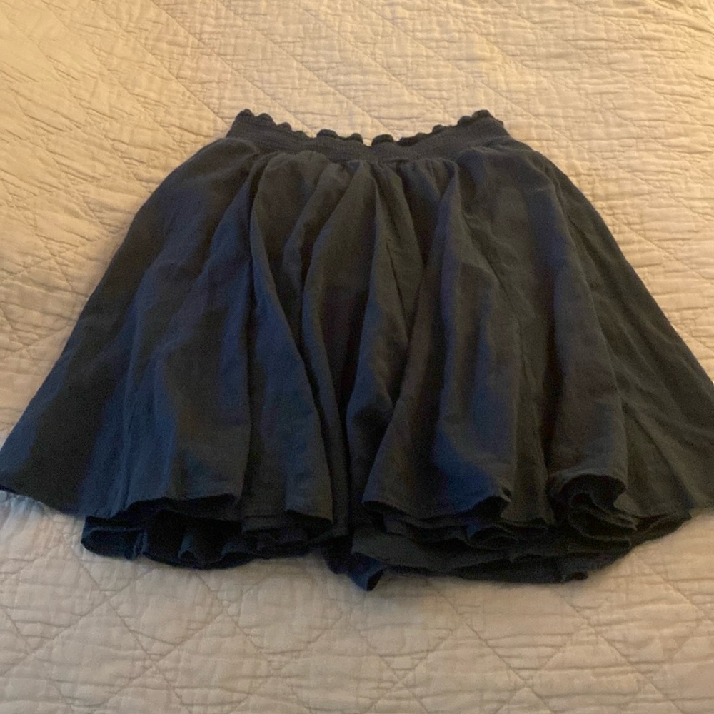 Women’s Banana Republic 100% Cotton Navy Skirt